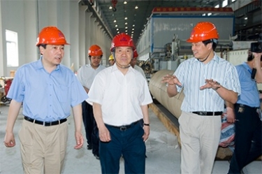 2007年5月25日，時任全國政協(xié)常委、經(jīng)濟(jì)委員會副主任、中國包裝聯(lián)合會會長石萬鵬一行來公司視察